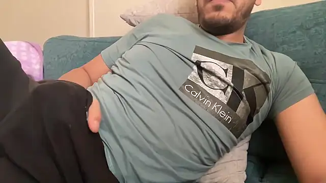 Snapshot of Mooka69 chatting on 15, 4, 2026 Mooka69 online show from 15, 4, 2026