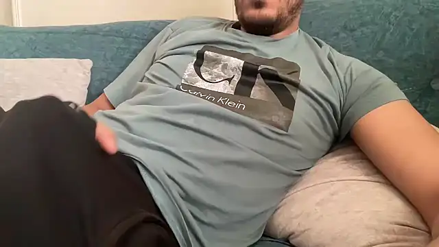 Snapshot of Mooka69 chatting on 16, 4, 2026 Mooka69 online show from 16, 4, 2026