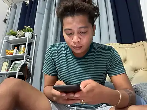 Snapshot of asian_sweetboy chatting on 19, 2, 2026 asian sweetboy online show from 19, 2, 2026