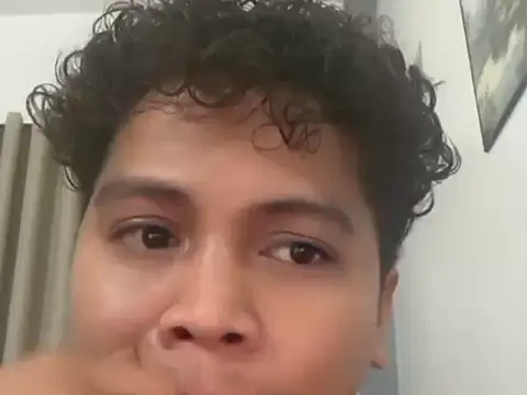 Snapshot of asian_sweetboy chatting on 23, 2, 2026 asian sweetboy online show from 23, 2, 2026