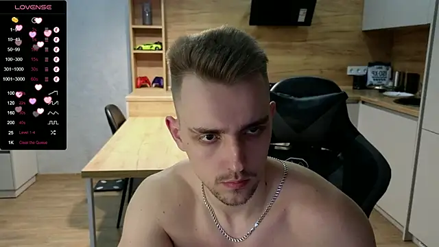 Snapshot of Larstar01 chatting on 6, 2, 2025 Larstar01 online show from 6, 2, 2025