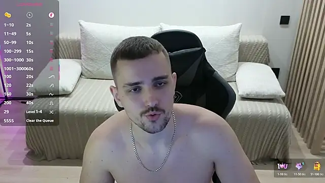 Snapshot of Larstar01 chatting on 20, 11, 2025 Larstar01 online show from 20, 11, 2025