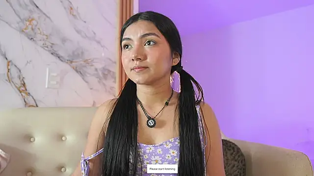 Emi latingirl online show from 19, 3, 2026