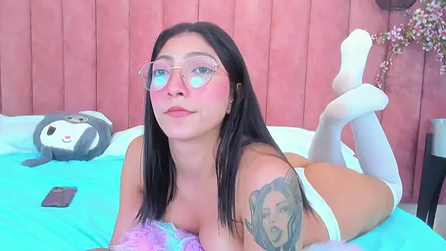 Snapshot of MarianaBranzz chatting on 13, 1, 2025 MarianaBranzz online show from 13, 1, 2025