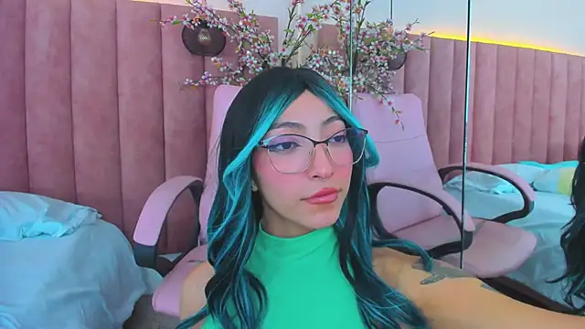 Snapshot of MarianaBranzz chatting on 27, 2, 2025 MarianaBranzz online show from 27, 2, 2025