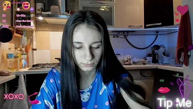  Nika Kik online show from 1, 3, 2025