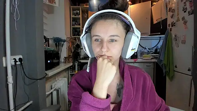 Snapshot of _Nika_Kik chatting on 18, 7, 2026 Nika Kik online show from 18, 7, 2026