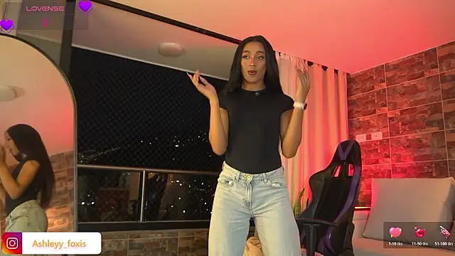 Snapshot of Ashleey_Fox chatting on 20, 2, 2026 Ashleey Fox online show from 20, 2, 2026