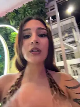 Mon Cherry online show from 11, 4, 2026