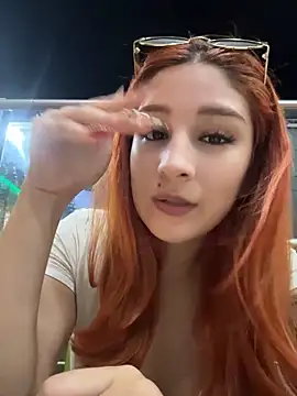 Snapshot of Mon_Cherry chatting on 4, 6, 2026 Mon Cherry online show from 4, 6, 2026