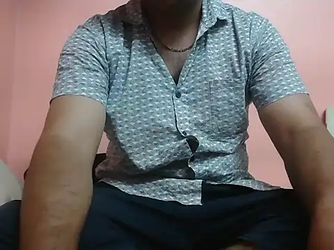 Snapshot of naughtymike0007 chatting on 10, 5, 2026 naughtymike0007 online show from 10, 5, 2026