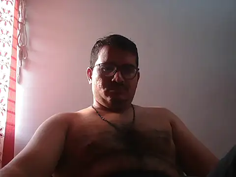 Snapshot of naughtymike0007 chatting on 13, 5, 2026 naughtymike0007 online show from 13, 5, 2026