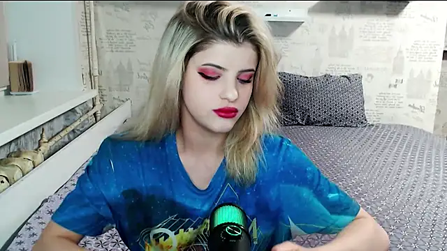 Snapshot of AleksandraFlores chatting on 11, 4, 2026 AleksandraFlores online show from 11, 4, 2026