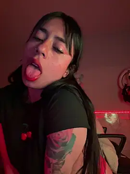 Snapshot of CieloTaylor chatting on 2, 3, 2025 CieloTaylor online show from 2, 3, 2025