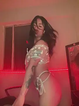 Snapshot of CieloTaylor chatting on 5, 3, 2025 CieloTaylor online show from 5, 3, 2025