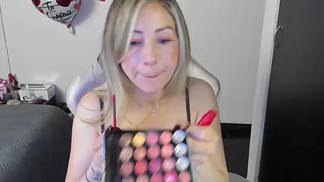 Andreina Suann online show from 27, 9, 2025