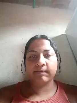 Snapshot of Giselabrunette25 chatting on 1, 2, 2026 Giselabrunette25 online show from 1, 2, 2026