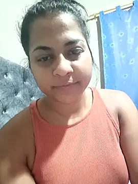 Snapshot of Giselabrunette25 chatting on 11, 2, 2026 Giselabrunette25 online show from 11, 2, 2026