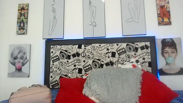 Rihana14 online show from 4, 6, 2026