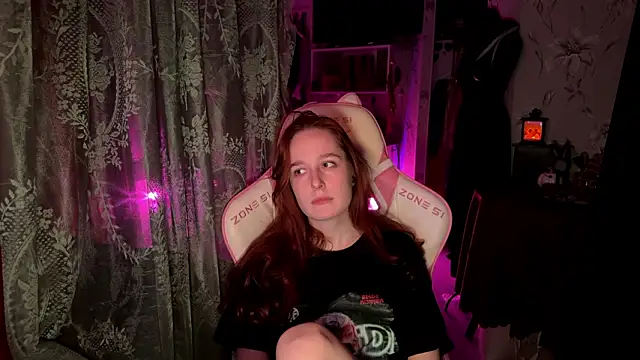 Snapshot of pearl_princess_ chatting on 12, 2, 2026 pearl princess online show from 12, 2, 2026