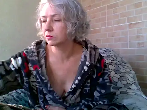 Lorie Carrie online show from 26, 10, 2025