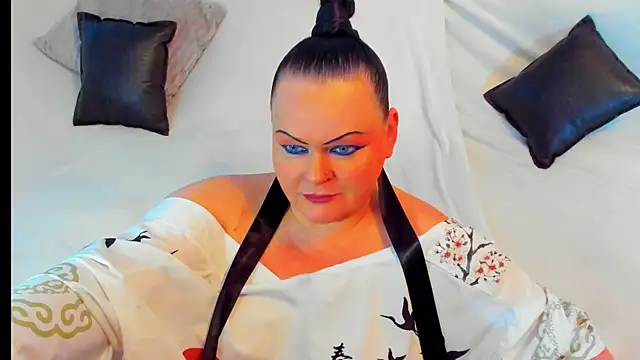 Snapshot of MilanaBiegert chatting on 29, 12, 2024 MilanaBiegert online show from 29, 12, 2024