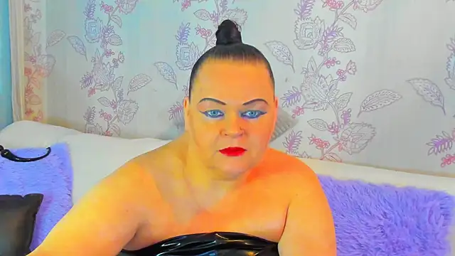 Snapshot of MilanaBiegert chatting on 10, 2, 2025 MilanaBiegert online show from 10, 2, 2025