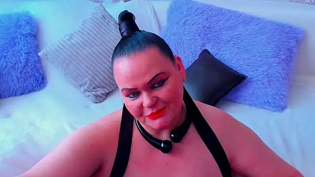 Snapshot of MilanaBiegert chatting on 3, 3, 2025 MilanaBiegert online show from 3, 3, 2025