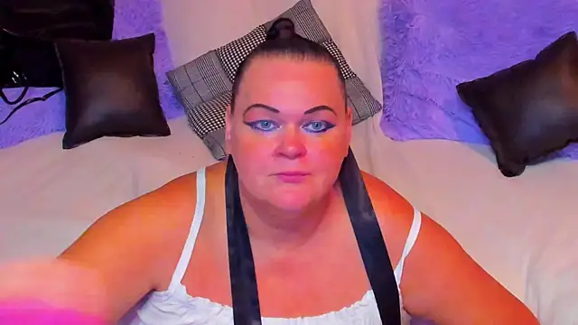 Snapshot of MilanaBiegert chatting on 23, 9, 2025 MilanaBiegert online show from 23, 9, 2025