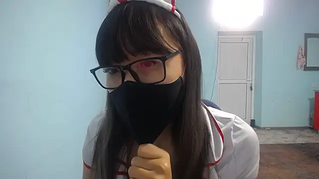 elllaaxx online show from 2, 11, 2025