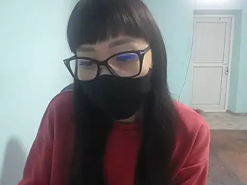 Snapshot of elllaaxx chatting on 19, 4, 2026 elllaaxx online show from 19, 4, 2026