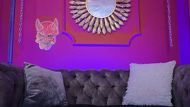 Julieta Russell online show from 14, 1, 2026