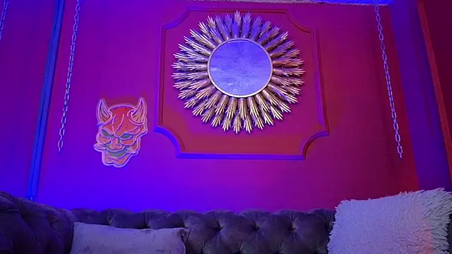 Julieta Russell online show from 16, 2, 2026