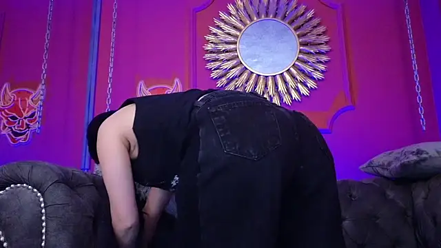 Julieta Russell online show from 27, 3, 2026