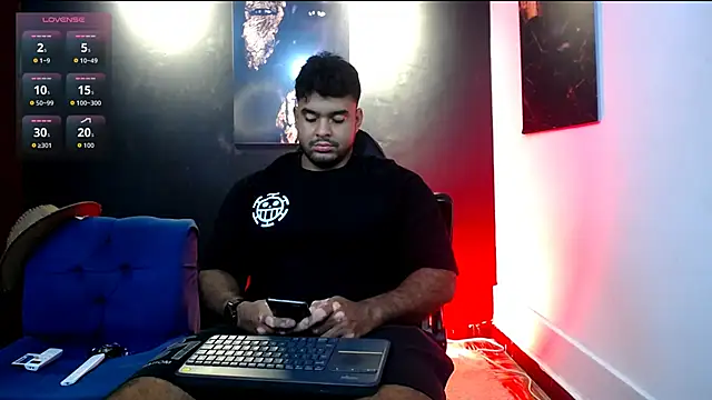 Big furry bear13 online show from 6, 1, 2026