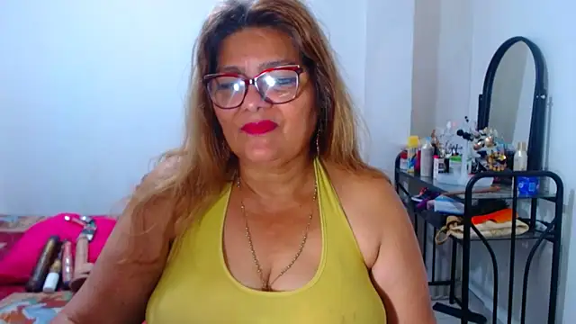 Snapshot of maturehot649 chatting on 17, 4, 2026 maturehot649 online show from 17, 4, 2026