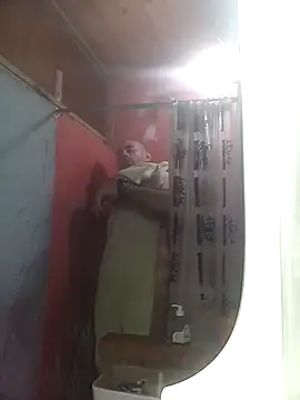 Snapshot of Pela1984 chatting on 29, 10, 2025 Pela1984 online show from 29, 10, 2025