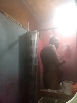 Snapshot of Pela1984 chatting on 30, 10, 2025 Pela1984 online show from 30, 10, 2025