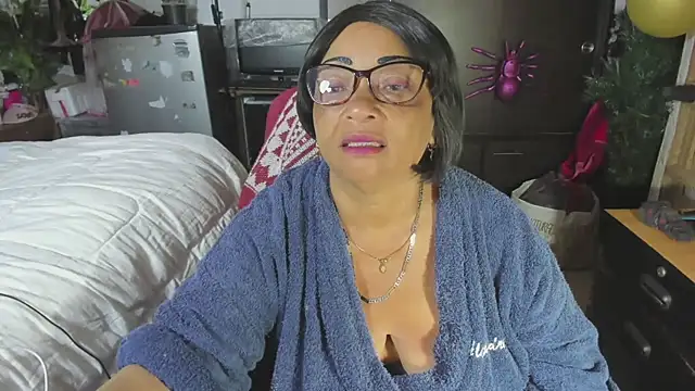 Snapshot of Mrs_mommy_ chatting on 14, 11, 2025 Mrs mommy online show from 14, 11, 2025