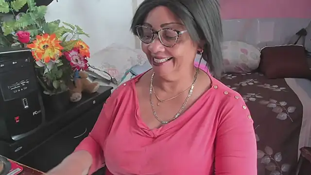 Snapshot of Mrs_mommy_ chatting on 6, 7, 2026 Mrs mommy online show from 6, 7, 2026
