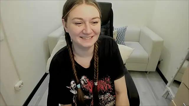 AlisaBacker online show from 11, 2, 2025