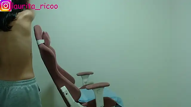 Snapshot of laurita_rico chatting on 24, 12, 2024 laurita rico online show from 24, 12, 2024