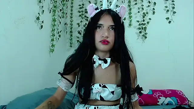 Snapshot of laurita_rico chatting on 9, 10, 2025 laurita rico online show from 9, 10, 2025