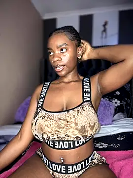 Snapshot of Candy-Heart chatting on 7, 10, 2025 Candy-Heart online show from 7, 10, 2025