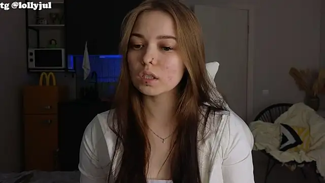 doll lol  online show from 26, 10, 2025