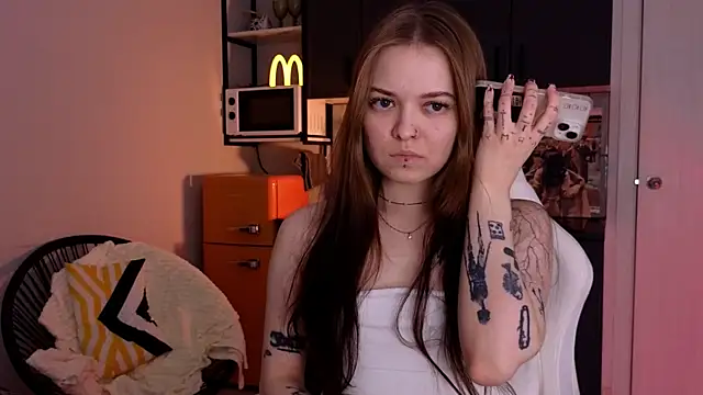 doll lol  online show from 2, 12, 2025