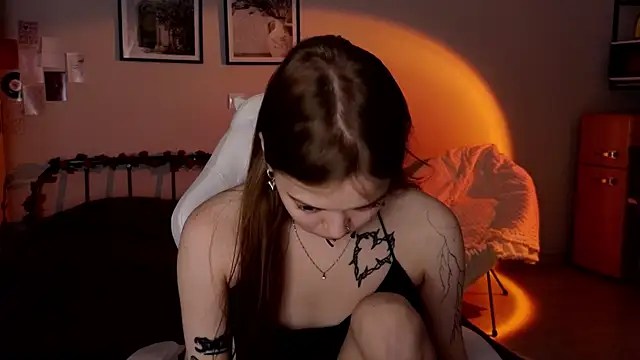 doll lol  online show from 27, 5, 2026