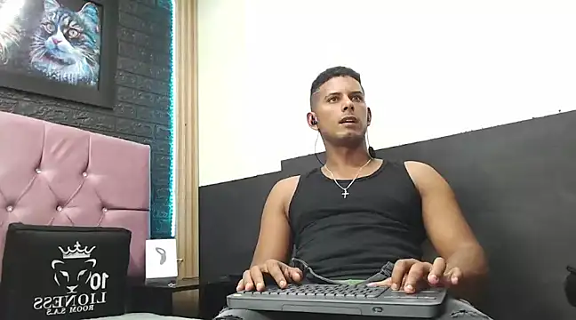 Chris Dick23 online show from 1, 3, 2025