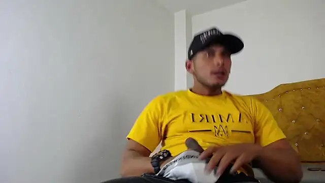 Snapshot of Chris_Dick23 chatting on 23, 6, 2026 Chris Dick23 online show from 23, 6, 2026