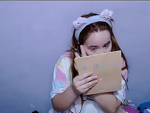 SubLayla01 online show from 22, 2, 2026